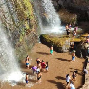 Foto de Tours Metro Chanchamayo. Catarata Boca Tigre 2, está en la cuenca del Toterani, Perene, Chanchamayo.