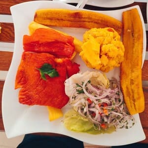 Foto de Tours Metro Chanchamayo. Comida típica de la selva peruana, el tacacho con cecina.