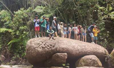 Foto de Tours Metro Chanchamayo. Piedra León, se encuentra en orillas del río Yezú en Villa Rica, Selva Central.