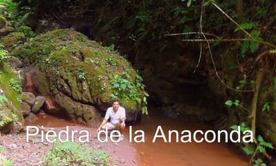 Foto de Tours Metro Chanchamayo. Piedra de la Anaconda en Perene, Chanchamayo, Selva Central, Junín, Perú.